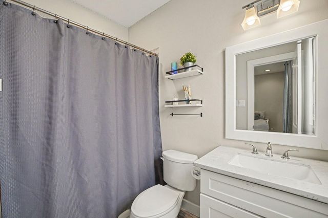 1156 Wycliffe Drive, Houston, TX 77043