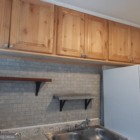 1638 woodberry Avenue 2, East Point, GA 30344