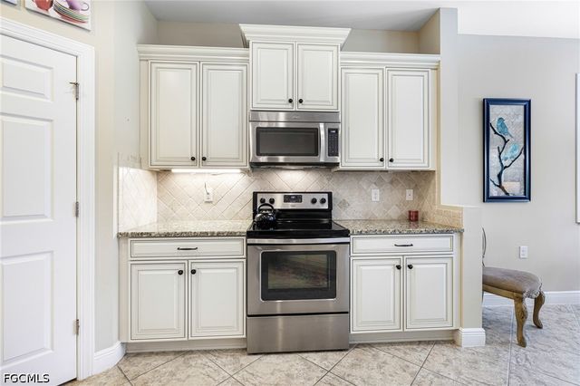 10641 Pelican Preserve BLVD 201, Fort Myers, FL 33913