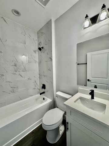 21295 WYNYARD AVENUE, Port Charlotte, FL 33954