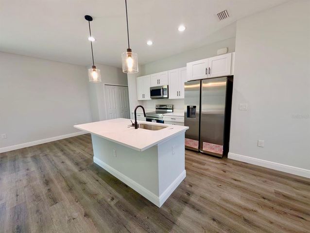 21295 WYNYARD AVENUE, Port Charlotte, FL 33954