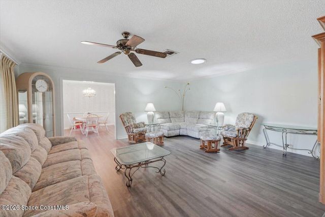 236 W Lake Ina Drive, Winter Haven, FL 33881