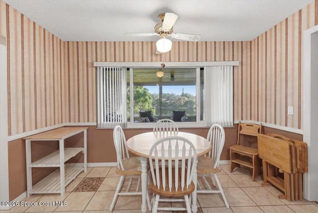 236 W Lake Ina Drive, Winter Haven, FL 33881