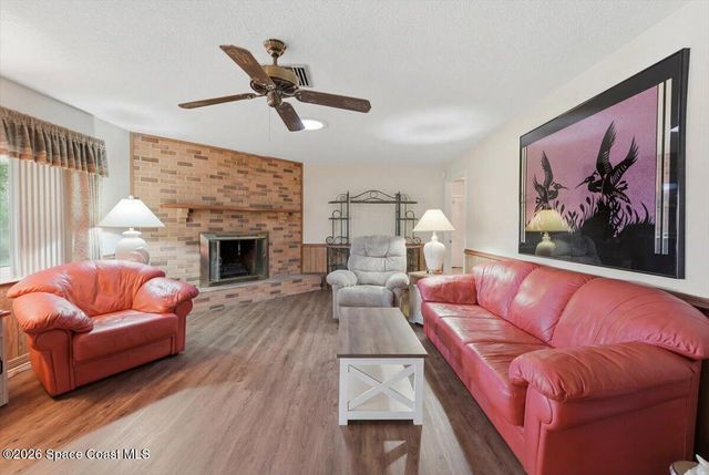 236 W Lake Ina Drive, Winter Haven, FL 33881