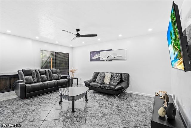6031 Dogwood WAY, Naples, FL 34116