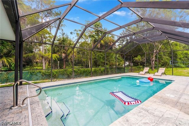 6031 Dogwood WAY, Naples, FL 34116