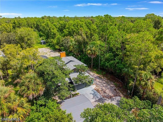 6031 Dogwood WAY, Naples, FL 34116