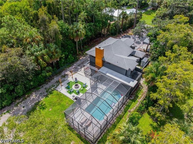 6031 Dogwood WAY, Naples, FL 34116