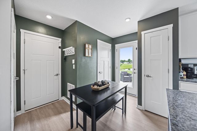 25 Henderson Lane, Ashville, OH 43103