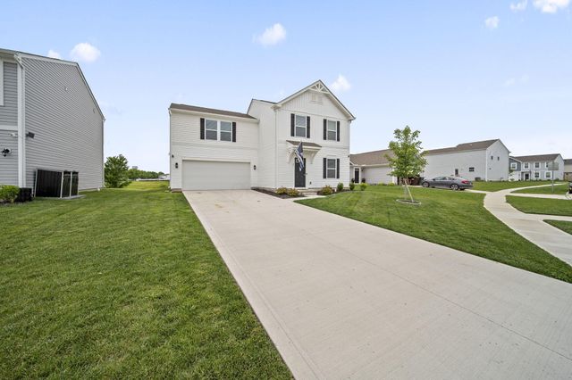 25 Henderson Lane, Ashville, OH 43103