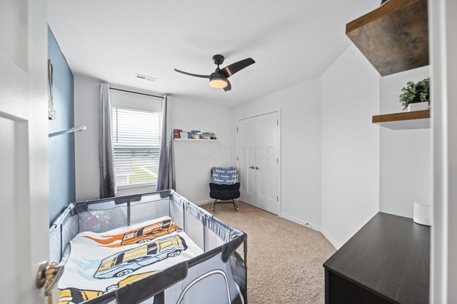25 Henderson Lane, Ashville, OH 43103