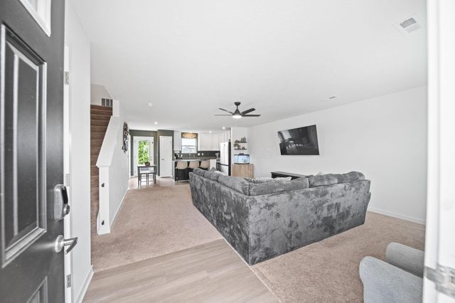 25 Henderson Lane, Ashville, OH 43103
