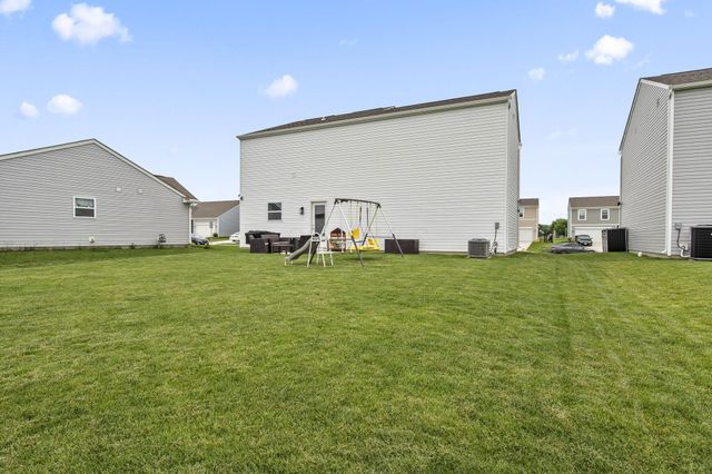 25 Henderson Lane, Ashville, OH 43103