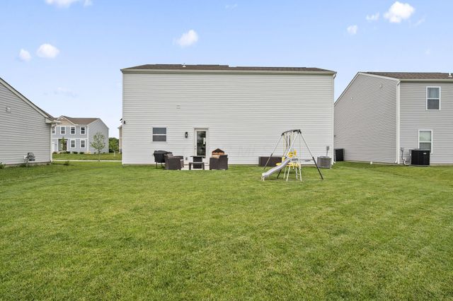 25 Henderson Lane, Ashville, OH 43103