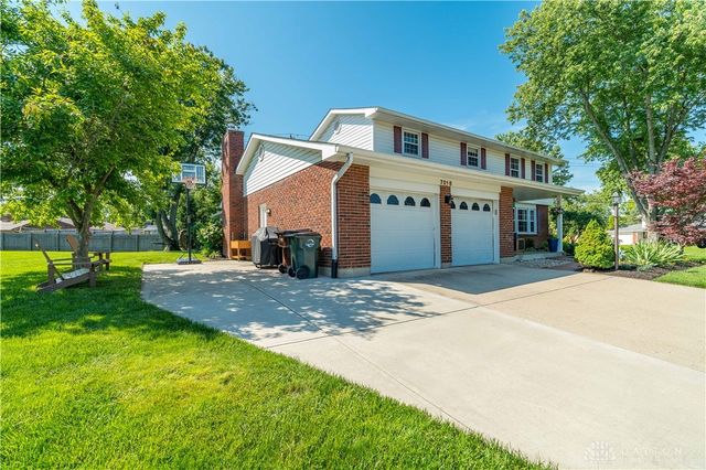 7018 Woodcroft Drive, Englewood, OH 45322