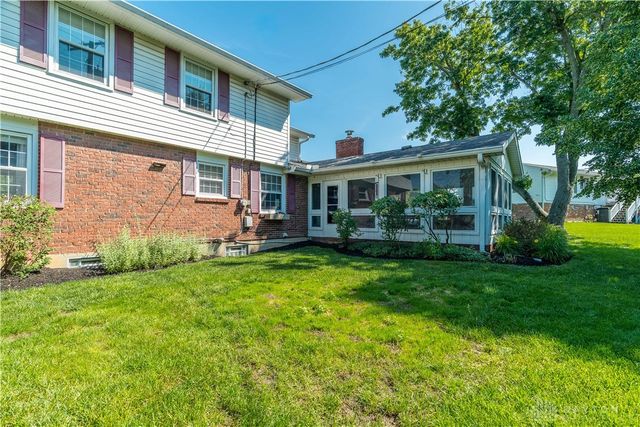7018 Woodcroft Drive, Englewood, OH 45322