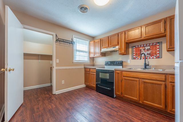 138 Hibiscus Dr, Ashland City, TN 37015