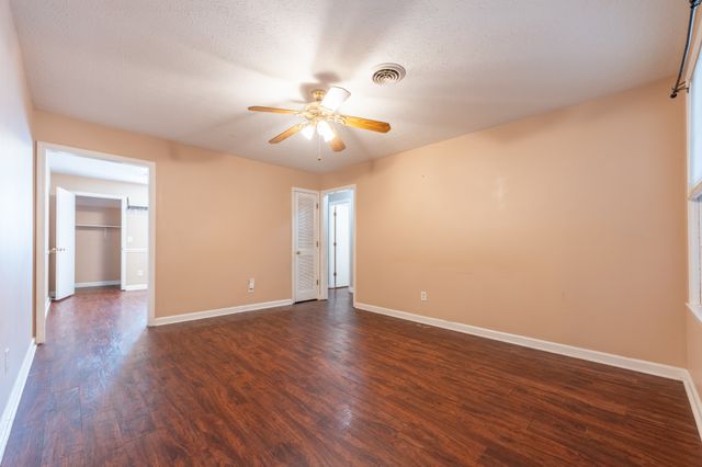 138 Hibiscus Dr, Ashland City, TN 37015