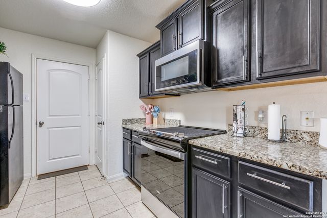 12255 Stratsburg, San Antonio, TX 78252