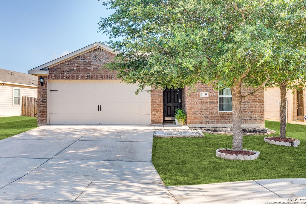 12255 Stratsburg, San Antonio, TX 78252