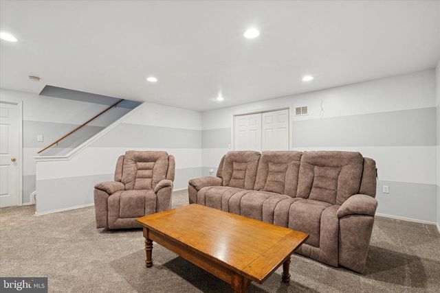 1007 CANTER CIR, New Hope, PA 18938