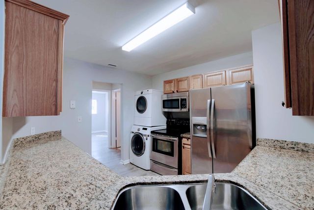 3401 NW 44th Street 205, Lauderdale Lakes, FL 33309