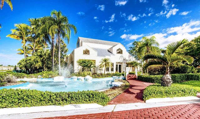 3401 NW 44th Street 205, Lauderdale Lakes, FL 33309