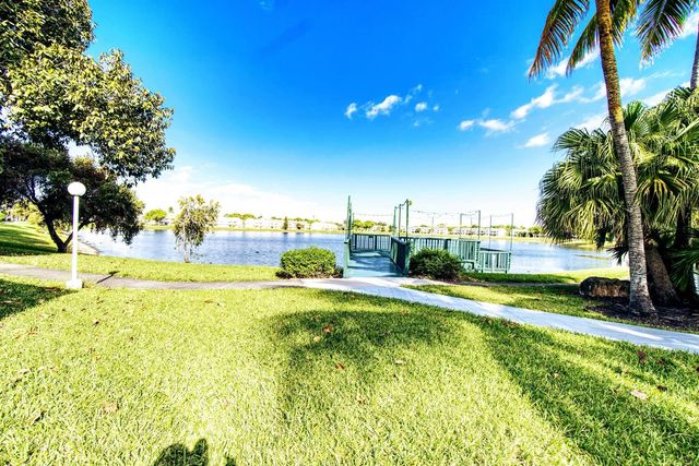 3401 NW 44th Street 205, Lauderdale Lakes, FL 33309