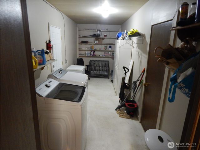 522 Penguin Court SE, Lacey, WA 98503