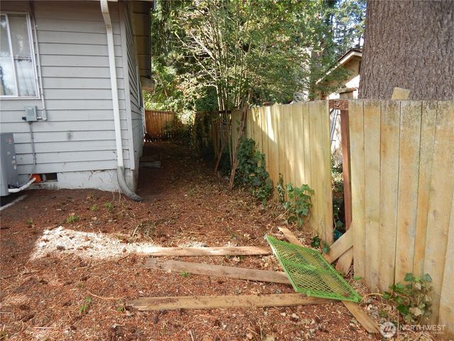522 Penguin Court SE, Lacey, WA 98503