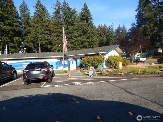 522 Penguin Court SE, Lacey, WA 98503
