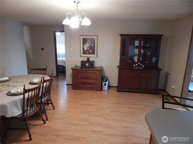 522 Penguin Court SE, Lacey, WA 98503