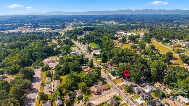 436 N Green Street, Morganton, NC 28655
