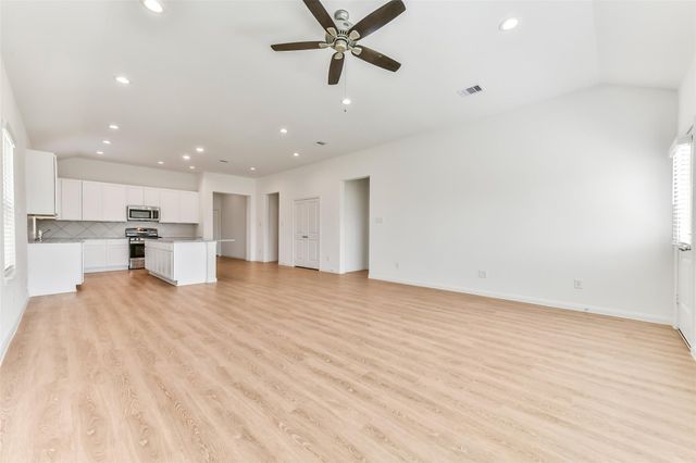 3014 King Oaks Street, Baytown, TX 77251