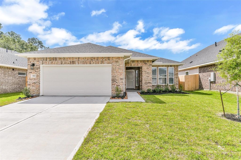 3014 King Oaks Street, Baytown, TX 77251