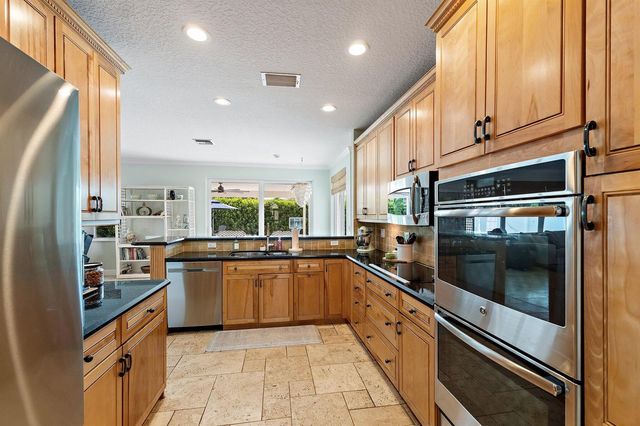 10295 Allamanda Boulevard, Palm Beach Gardens, FL 33410