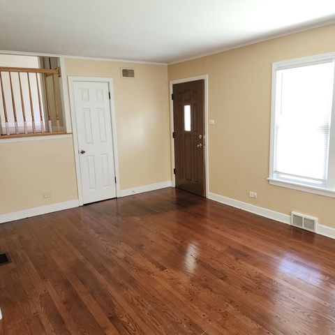 9716 Warren Avenue, Oak Lawn, IL 60453
