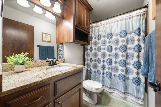 11916 SW 18th Street, Yukon, OK 73099
