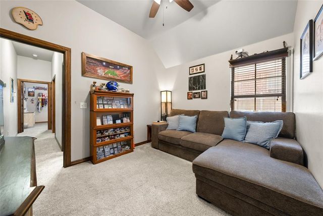 11916 SW 18th Street, Yukon, OK 73099