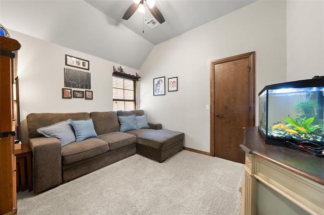 11916 SW 18th Street, Yukon, OK 73099