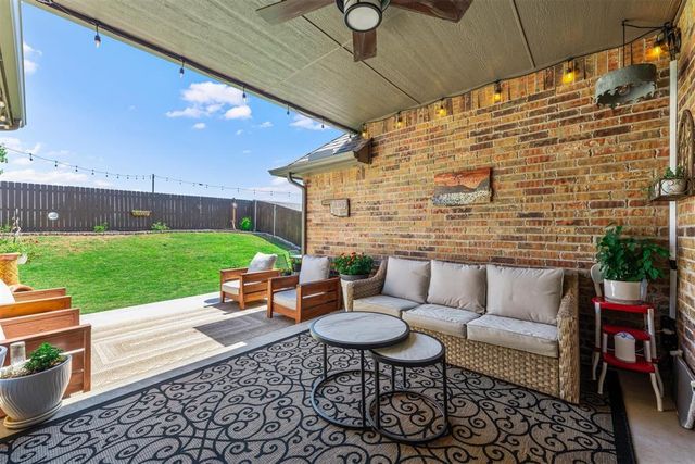 11916 SW 18th Street, Yukon, OK 73099