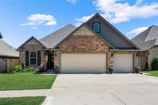 11916 SW 18th Street, Yukon, OK 73099