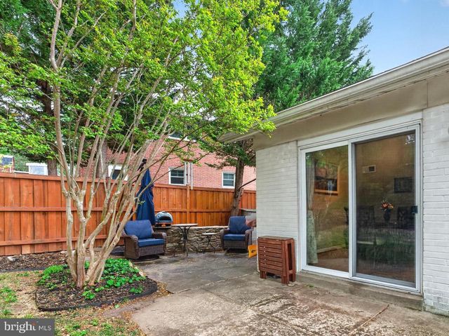 1008 ROBROY DR, Silver Spring, MD 20903