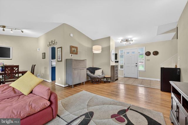 1008 ROBROY DR, Silver Spring, MD 20903