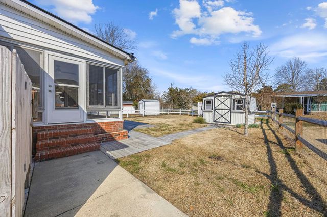 1145 Forest Dr., North Myrtle Beach, SC 29582