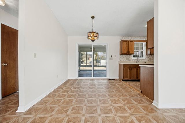 1145 Forest Dr., North Myrtle Beach, SC 29582