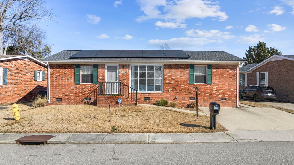 1145 Forest Dr., North Myrtle Beach, SC 29582