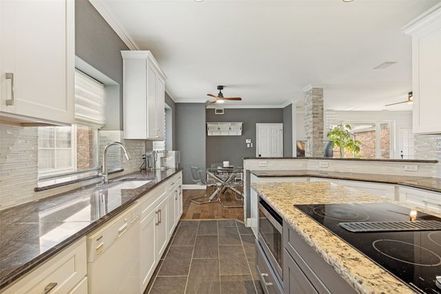 322 Hampton Court, Coppell, TX 75019