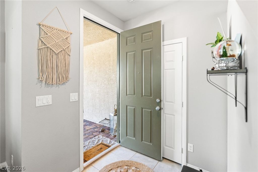 3221 Pergusa Drive, Henderson, NV 89044 — photo 3