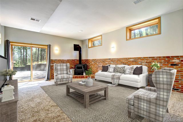 8095 S Wagon Wheel Road, Morrison, CO 80465
